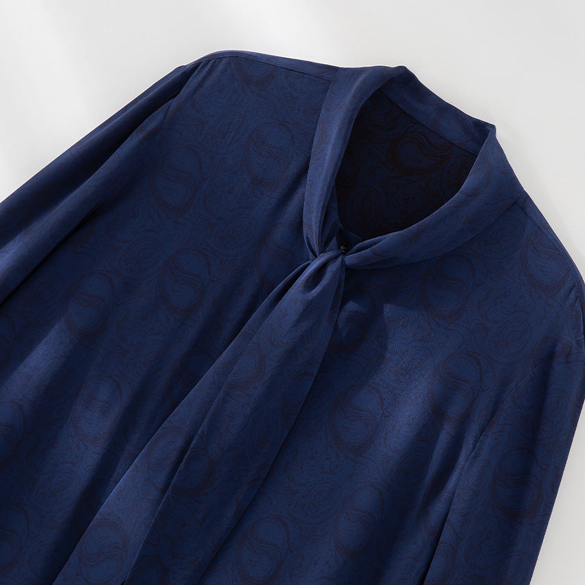 Damen Elegante Schleifenkragen-Bluse mit Jacquardstruktur und lockerer Passform Echoarchiv