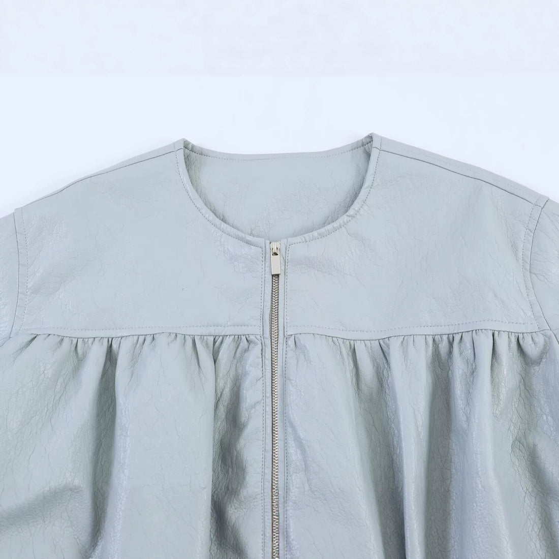 Damen Oversize-Jacke mit Ballonärmeln, Reißverschluss und geraffter Passe Echo Archiv