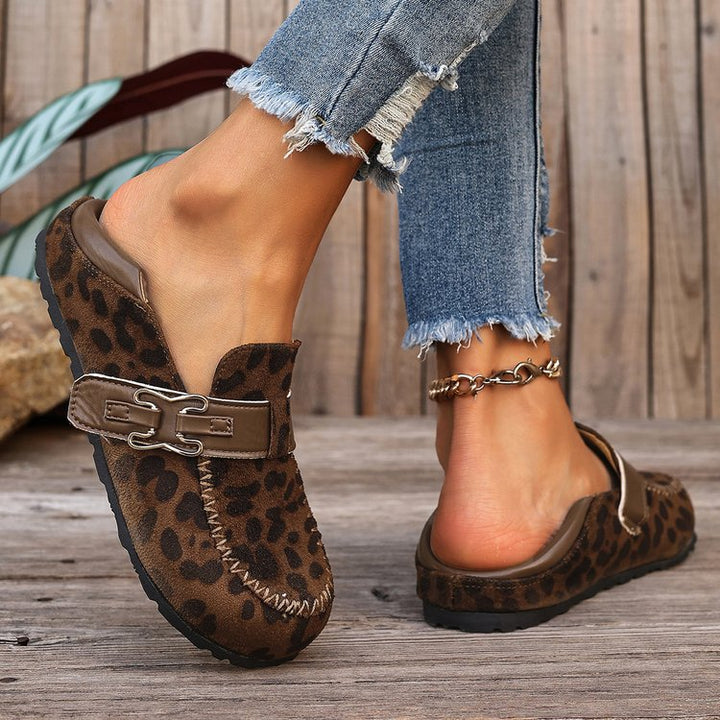 Damen Mokassin-Slipper aus Veloursleder mit dekorativer Metall-Schnalle – Lioré