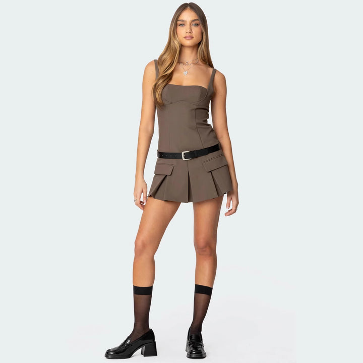Damen Sportliches Overallkleid mit tiefem Ausschnitt und praktischen Taschen Echo Archiv