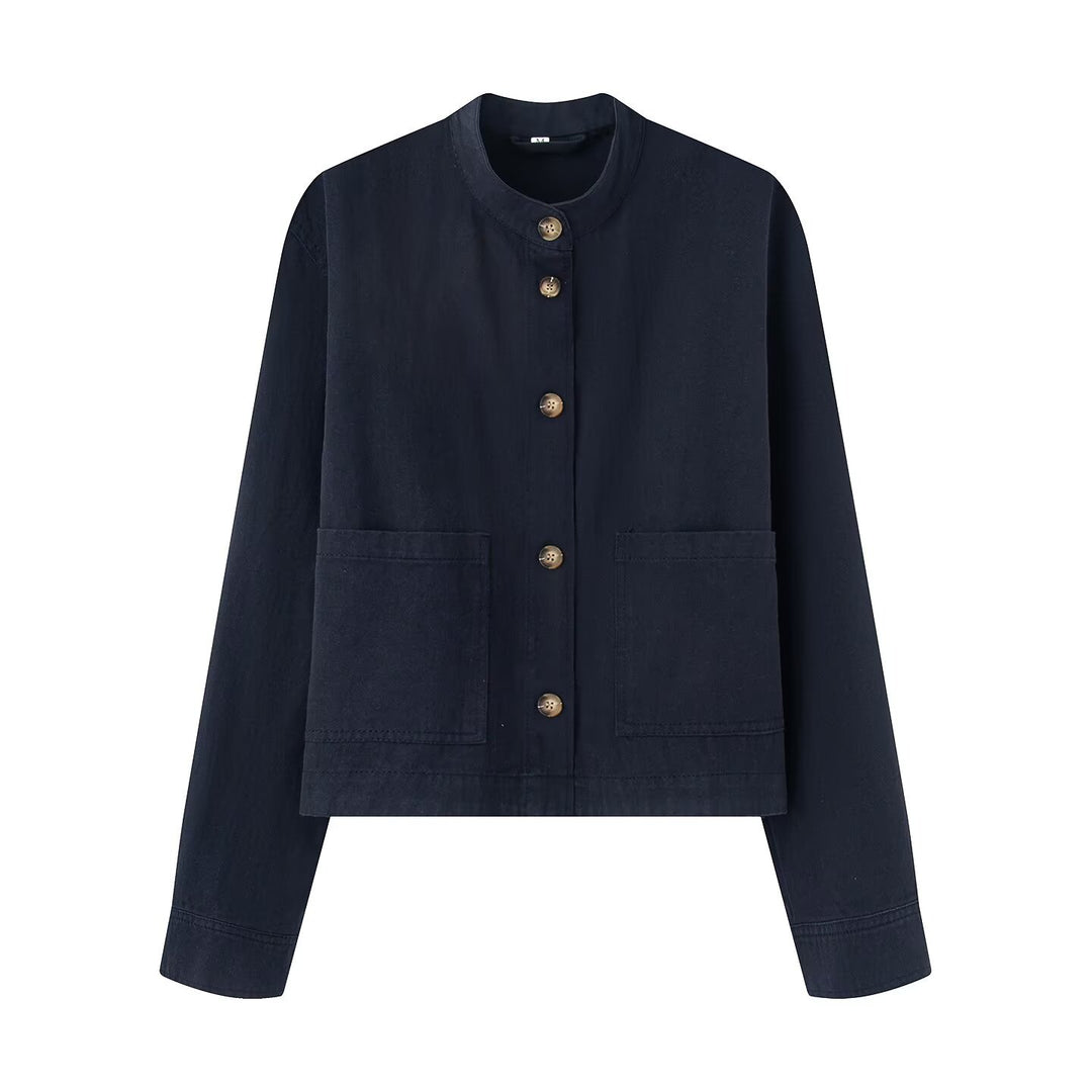 Damen Kurzjacke mit Stehkragen, Boxy‑Cropped Silhouette und aufgesetzten Taschen Echoarchiv