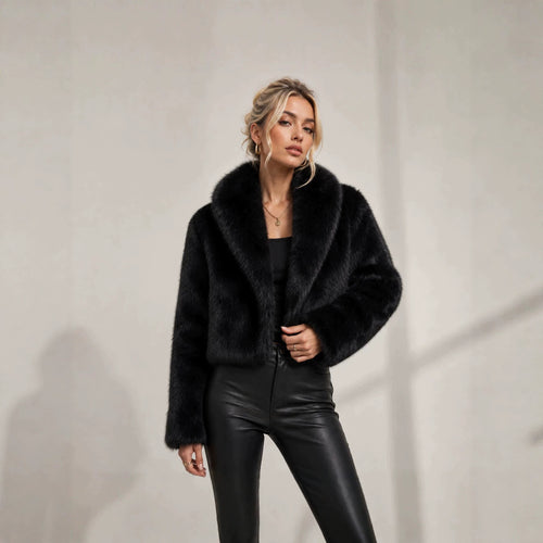 Damen Cropped Kunstpelz-Kurzjacke mit extravoluminösem Schalkragen Echo Archiv