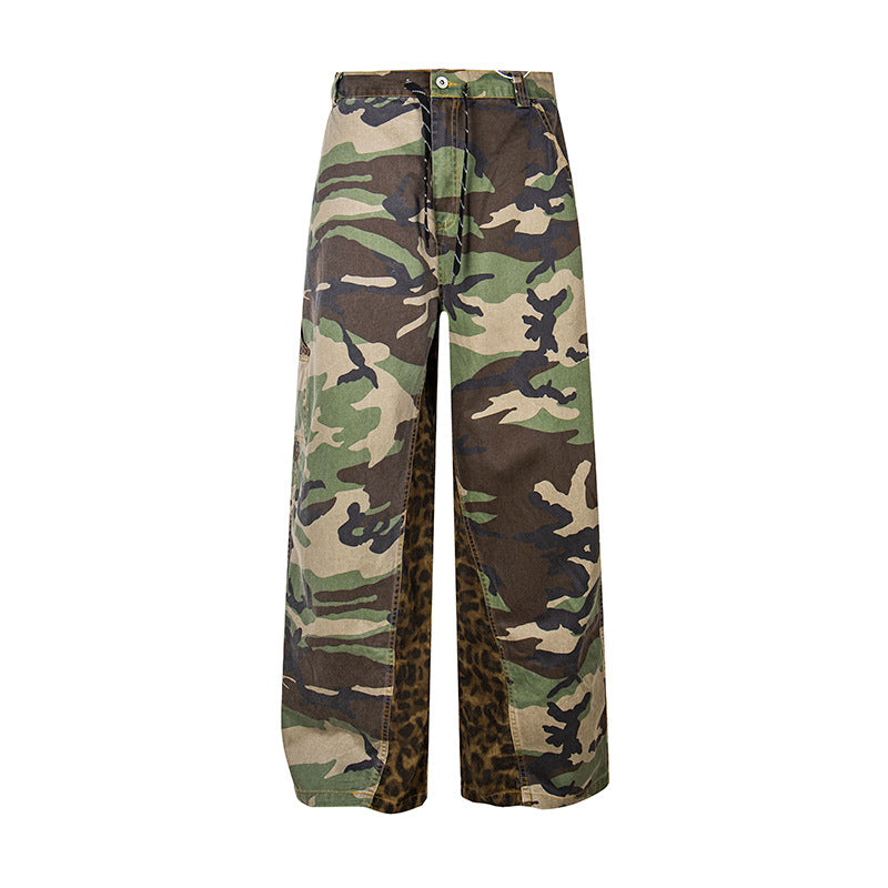 Damen Weite Cargo-Culottehose mit Camouflage-Print und Leoparden-Detail Echoarchiv