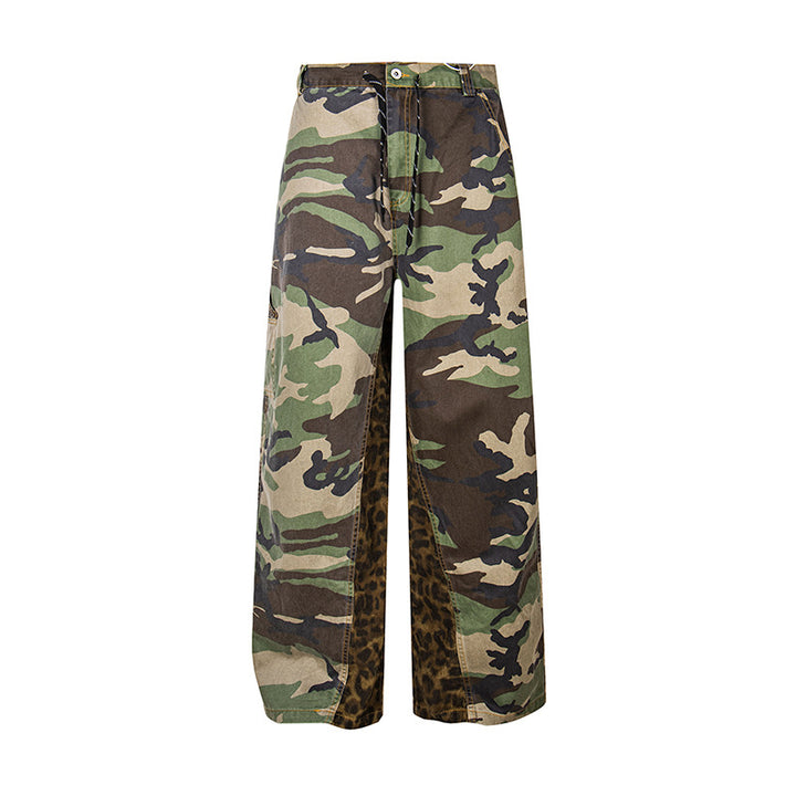 Damen Weite Cargo-Culottehose mit Camouflage-Print und Leoparden-Detail Echoarchiv