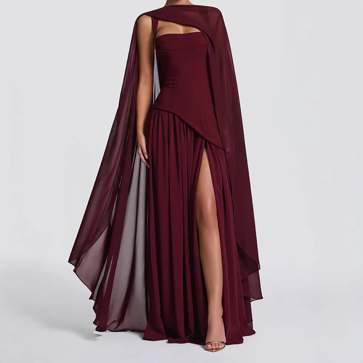 Damen Elegantes Maxikleid mit asymmetrischem Schnitt und fließendem Cape Echo Archiv
