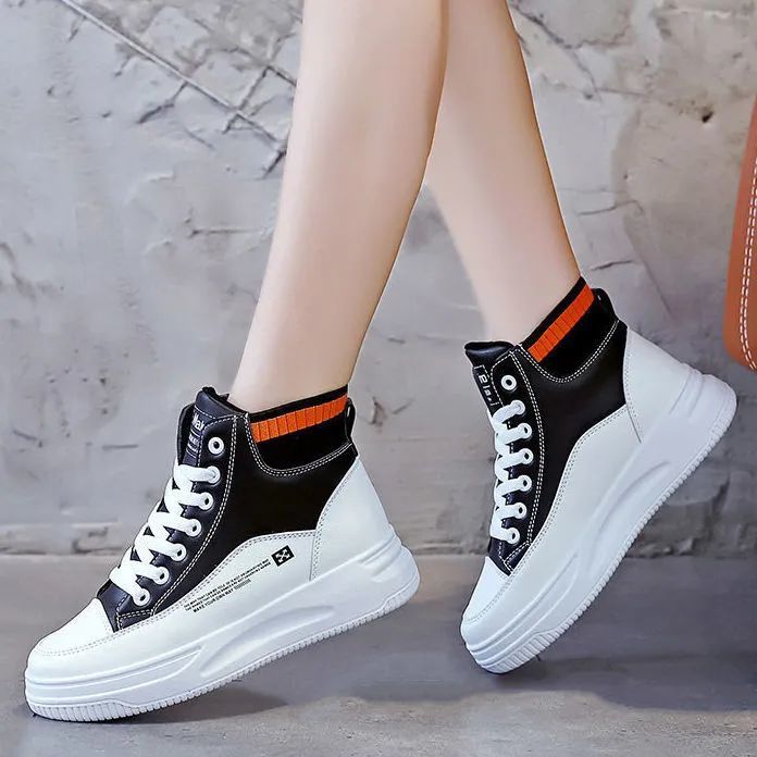 Damen Hohe Sneakers mit rutschfester Profilsohle und modischem Strickkragen Echo Archiv