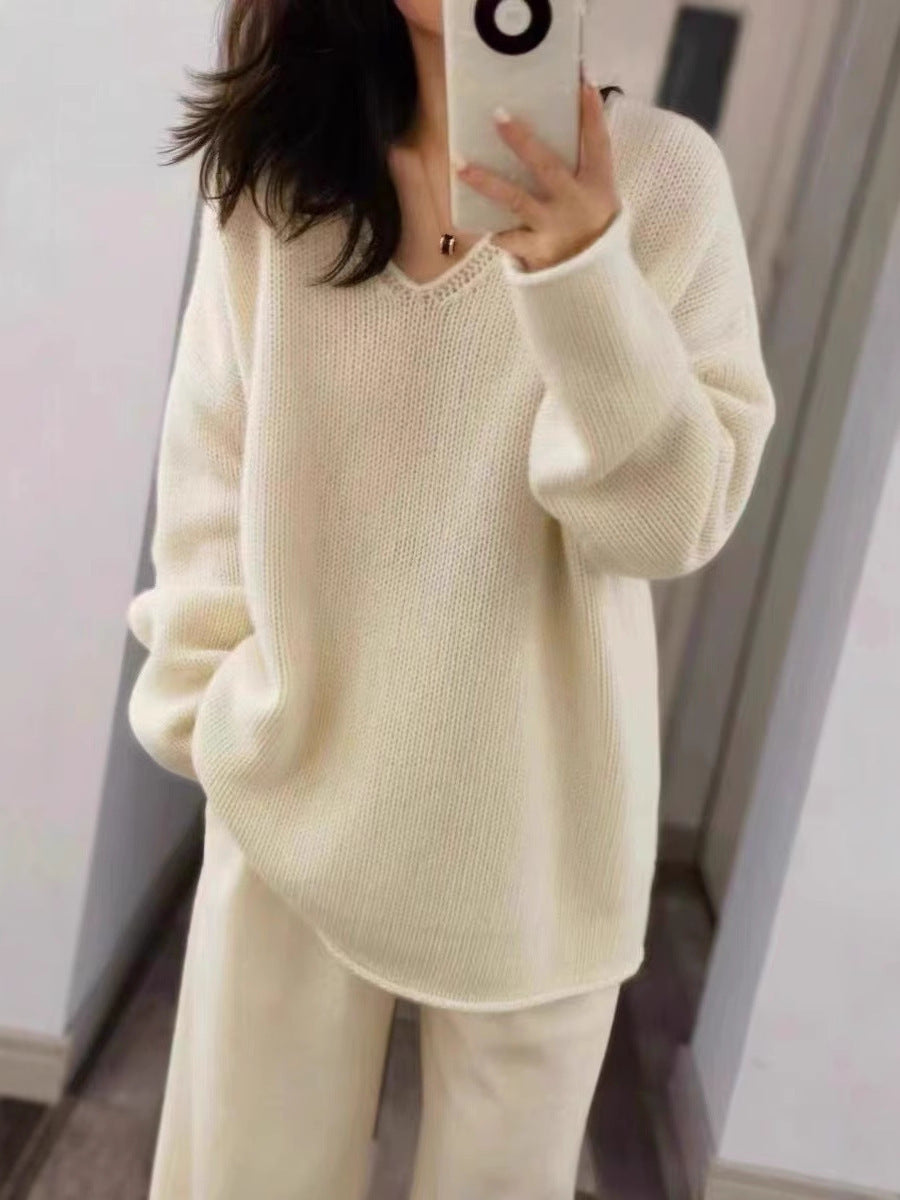 Damen Oversize V‑Ausschnitt Pullover im Mohair‑Look mit überschnittener Schulter und gerundetem Saum Echoarchiv