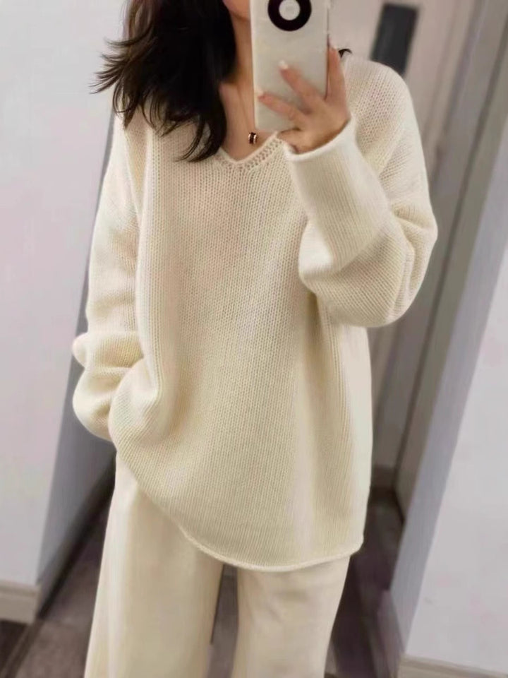 Damen Oversize V‑Ausschnitt Pullover im Mohair‑Look mit überschnittener Schulter und gerundetem Saum Echoarchiv