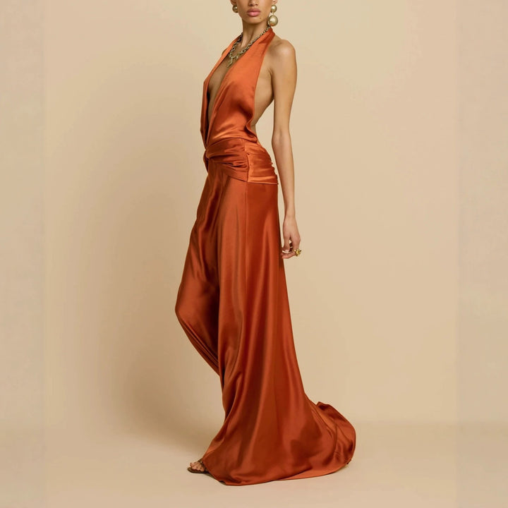 Damen Elegantes Maxikleid mit tiefem V-Ausschnitt und raffinierten Drapierungen Echo Archiv