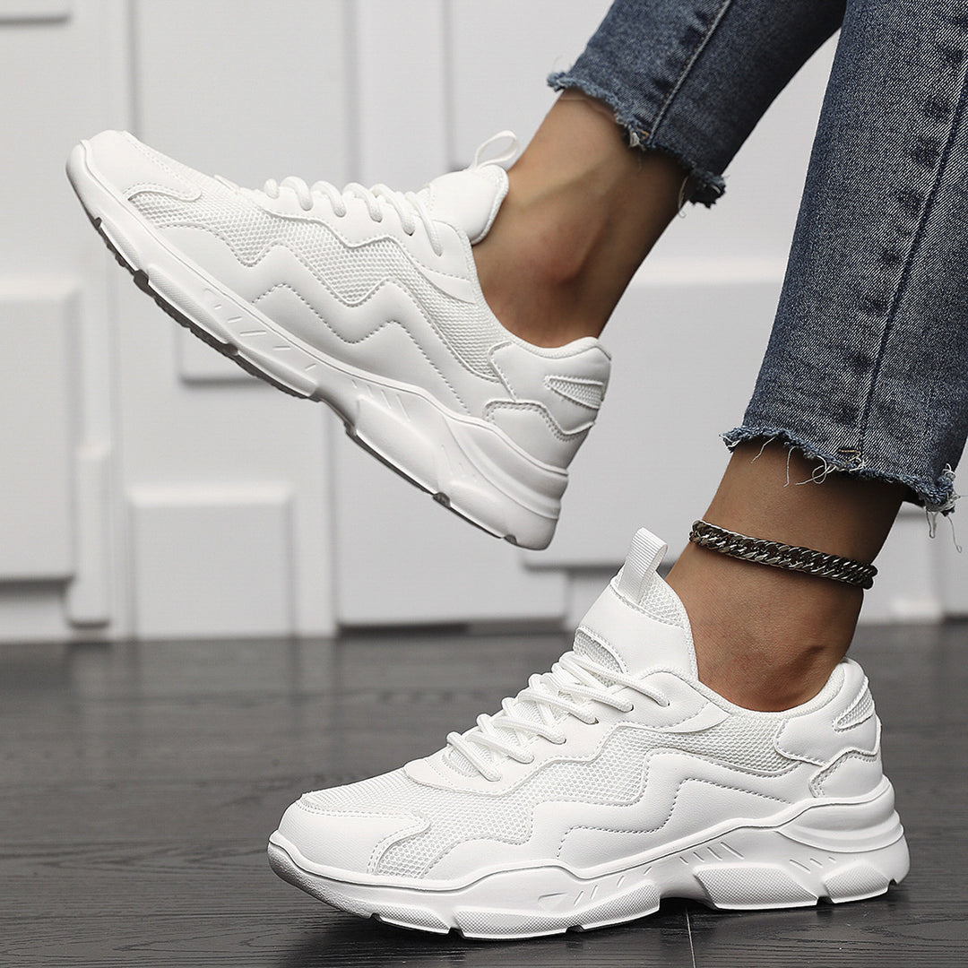 Unisex nan Plateau-Sneaker mit atmungsaktivem Mesh-Obermaterial, gepolsterter Fersenkappe und profilierter Gummilaufsohle Echo Archiv