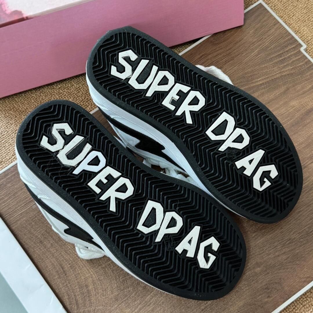 Damen Sportliche Sneakers mit atmungsaktivem Obermaterial und rutschfester Sohle Echo Archiv