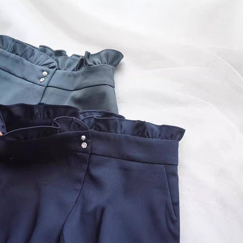 Damen Elegante Bluse mit Rüschendetails Echoarchiv