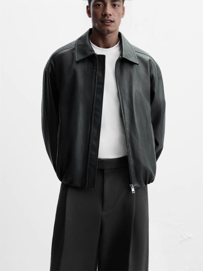 Herren elegante Kunstlederjacke mit modischem Stehkragen und seitlichen Eingrifftaschen – Valtoré