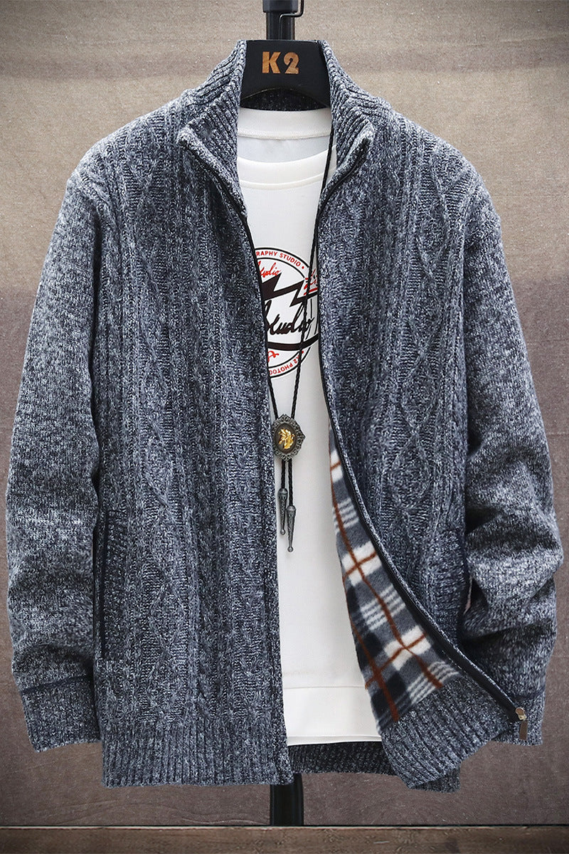 Herren Strickjacke mit Kunstlederdetails und hohem Kragen Echoarchiv