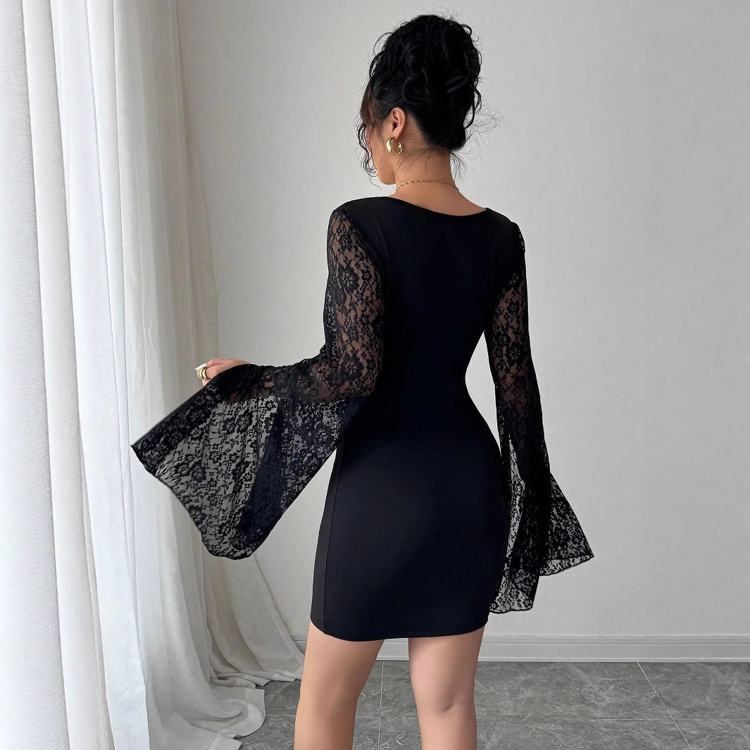 Damen nan figurbetontes Minikleid mit quadratischem Ausschnitt und ausgestellten Spitzenärmeln Echo Archiv