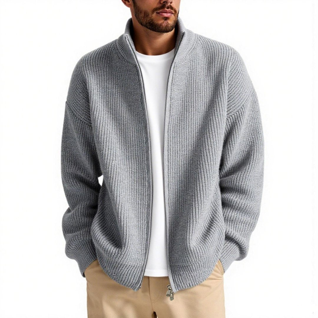 Herren Strickjacke mit hohem Kragen und praktischem Reißverschluss Echoarchiv