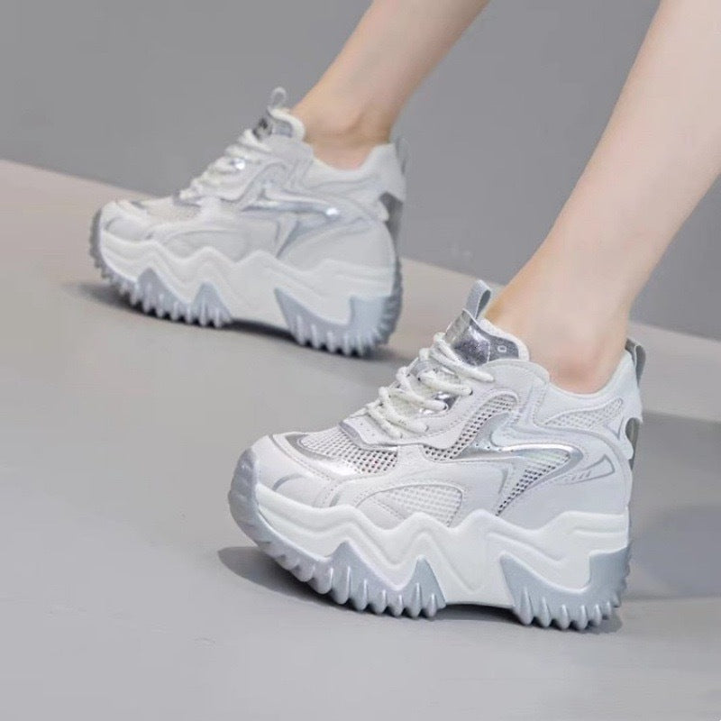 Damen Chunky Sneakers mit luftiger Mesh-Oberfläche und dämpfendem Komfort Echo Archiv