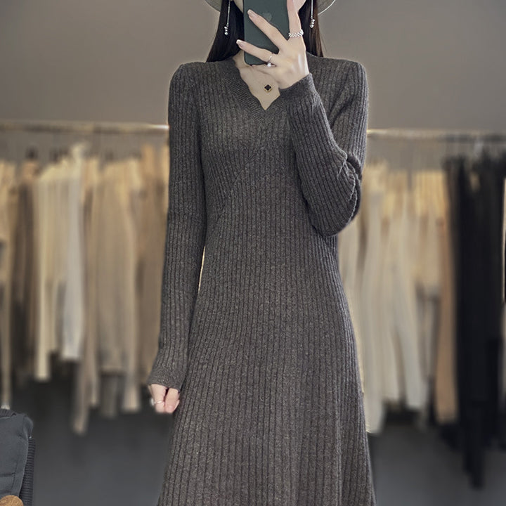 Damen Langes geripptes Strickmidikleid mit taillierter Silhouette und A‑Linien-Rock Echoarchiv