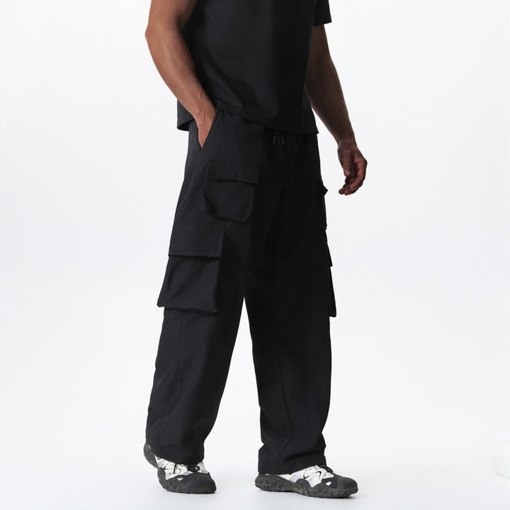 Herren Baggy-Cargohose im Multi-Taschen Utility-Style mit Kordelbund Echo Archiv