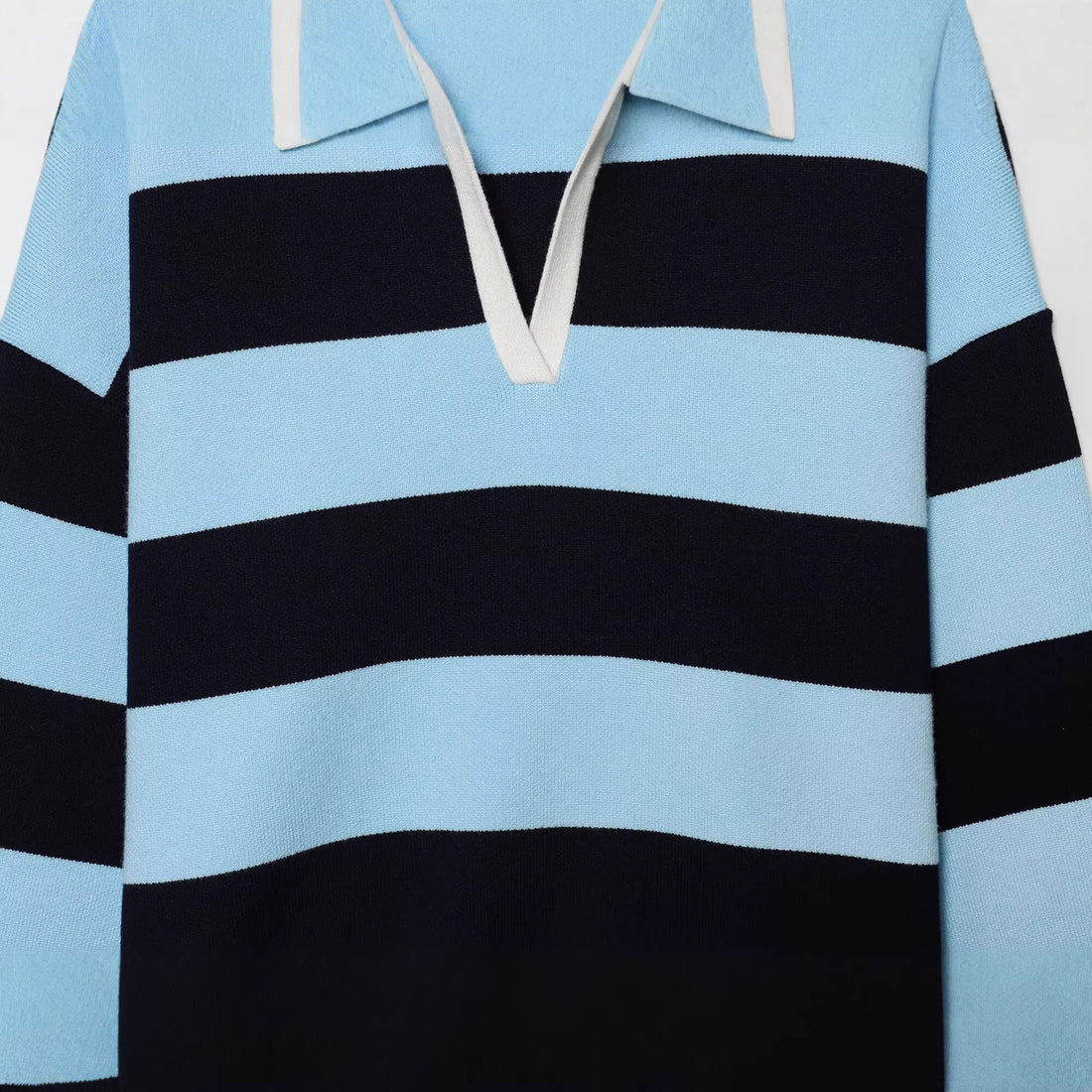 Damen Gestreifter Rugby-Pullover mit Polokragen und V-Ausschnitt Echoarchiv