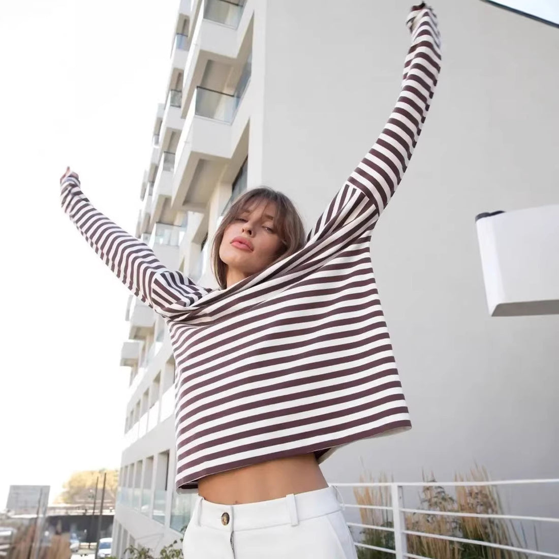 Damen Lässiges gestreiftes Langarmshirt – Avérine
