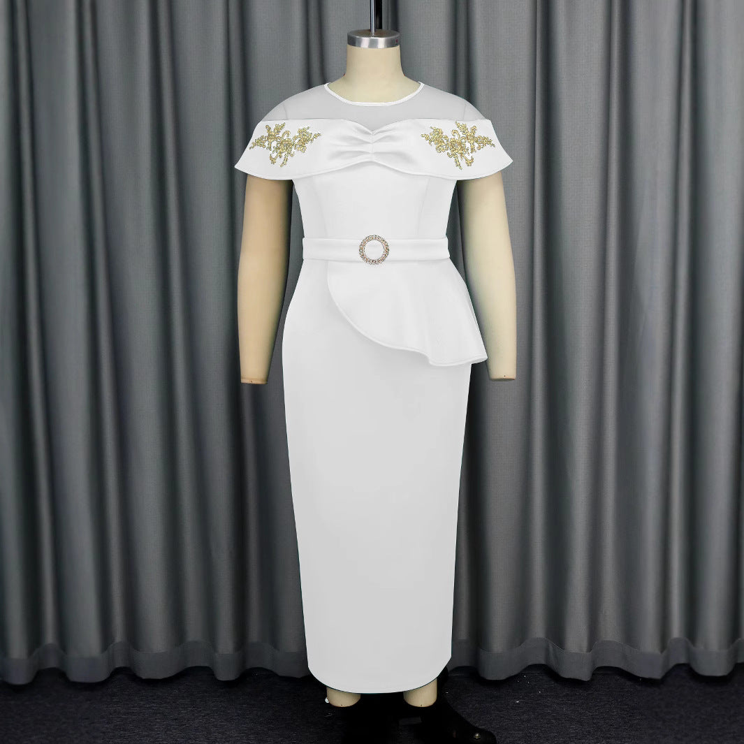 Damen Elegantes Maxikleid mit transparenten Ärmeln und dekorativen Applikationen Echo Archiv