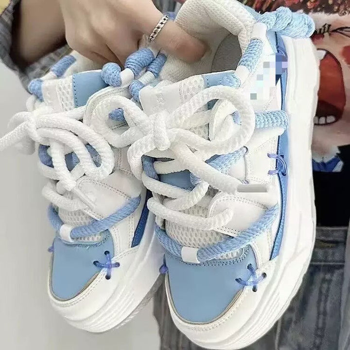 Damen Sportliche Sneakers mit innovativen Akzenten und rutschfester Sohle Echo Archiv