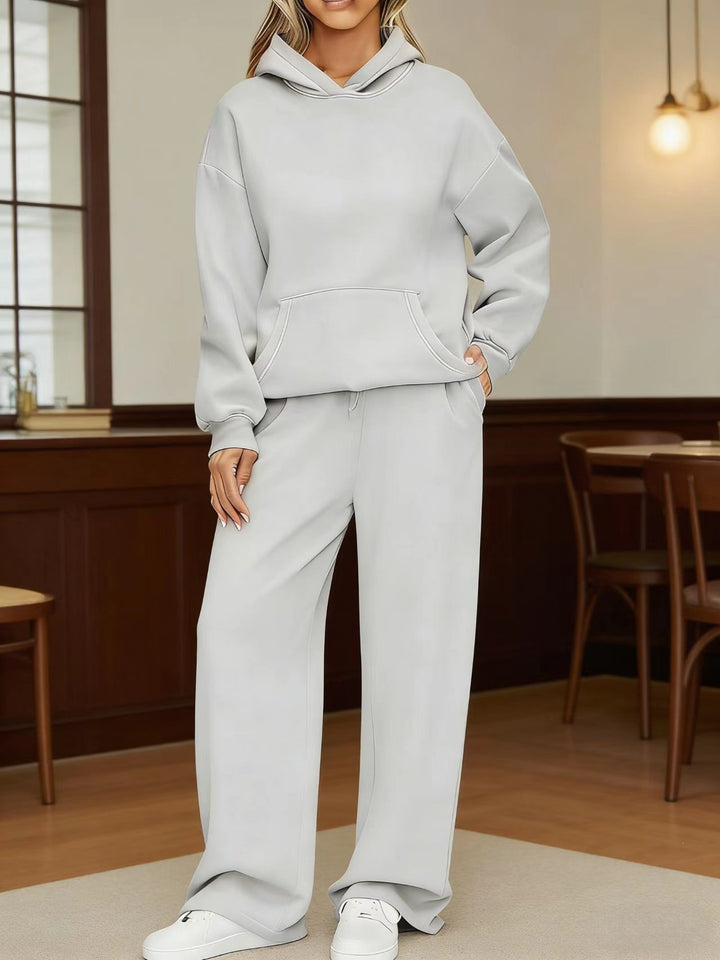 Damen nan kuscheliges Oversize Hoodie und weite Jogginghose Set Echo Archiv