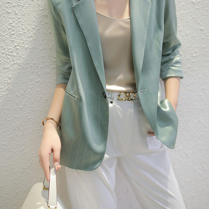 Damen Eleganter Blazer mit feinen Streifen Echoarchiv