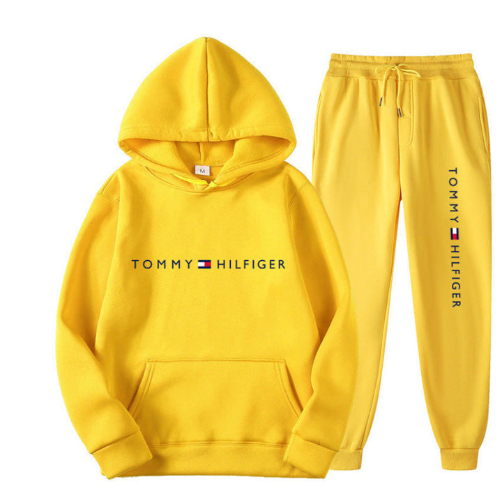Damen SwEchoarchivtanzug mit gemütlichem KapuzenswEchoarchivter und lässiger Jogginghose Echoarchiv