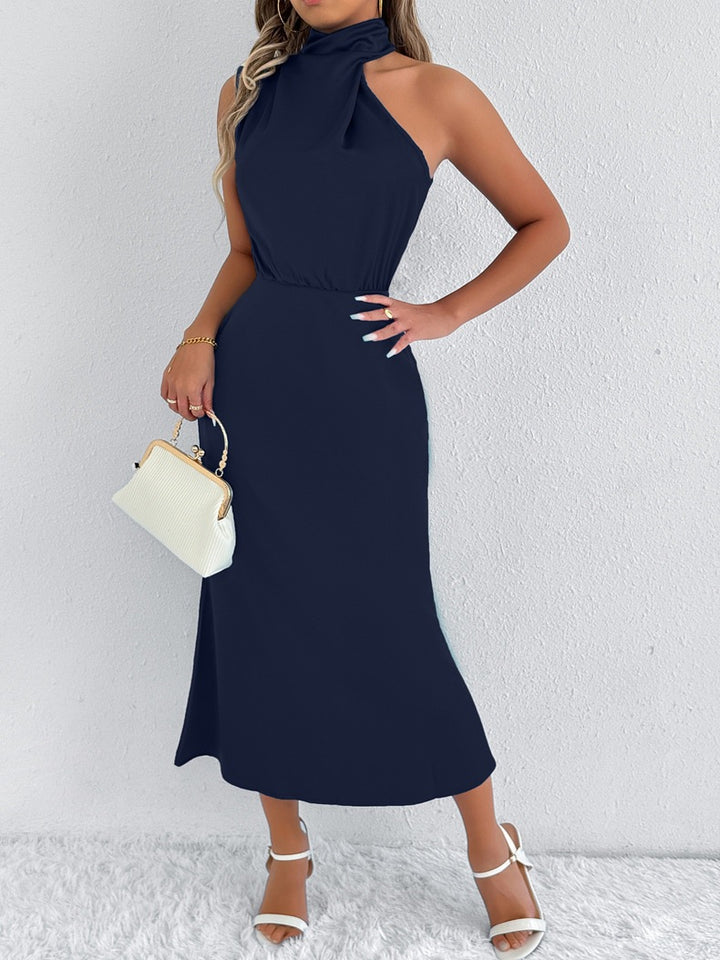 Damen Maxi-Kleid mit asymmetrischem Halter und fließendem Schnitt Echo Archiv