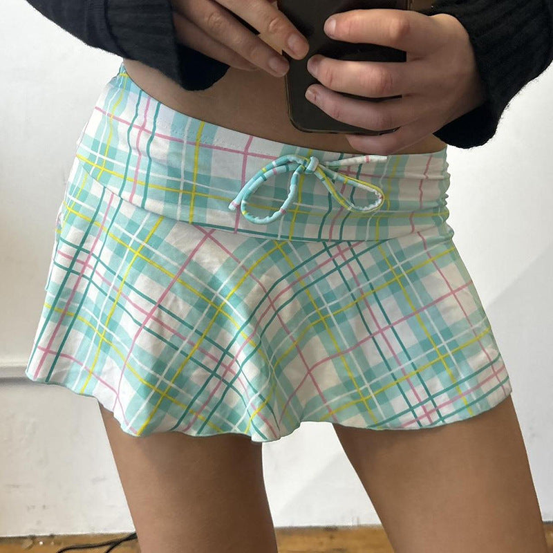 Damen luftiger Minirock mit voluminösen Rüschendetails Echo Archiv