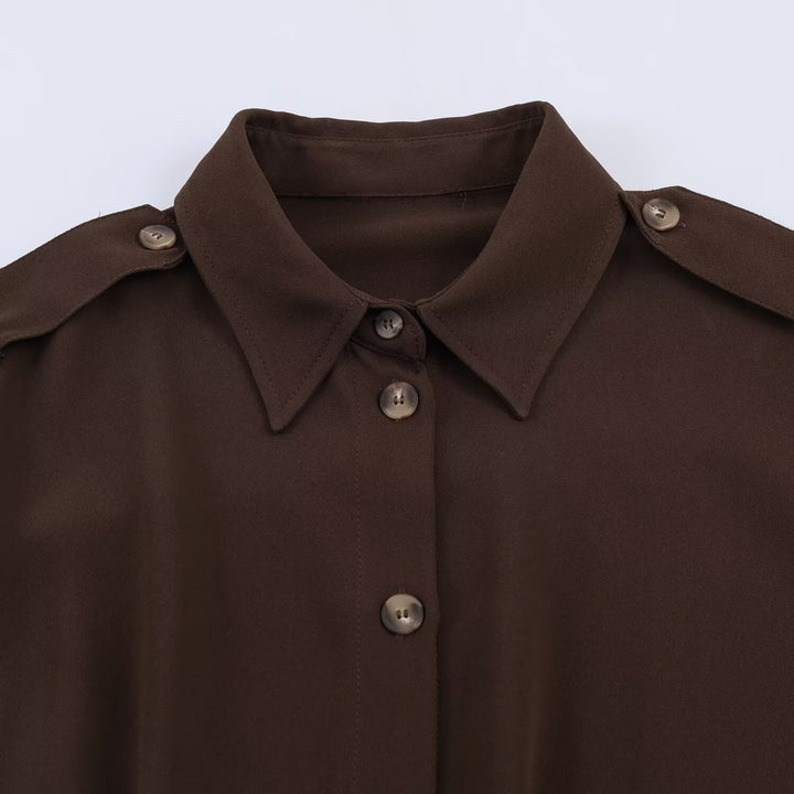 Damen Cropped-Bluse mit Schulterklappen und taillierter Drapierung Echoarchiv