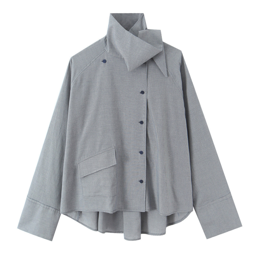 Damen Oversize-Bluse mit hohem Schalkragen und asymmetrischer Knopfleiste Echoarchiv