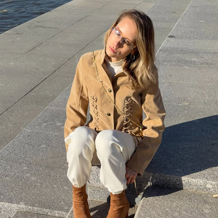 Damen Kurzjacke aus Veloursleder-Optik mit seitlichen Schnürungen & Stehkragen Echoarchiv