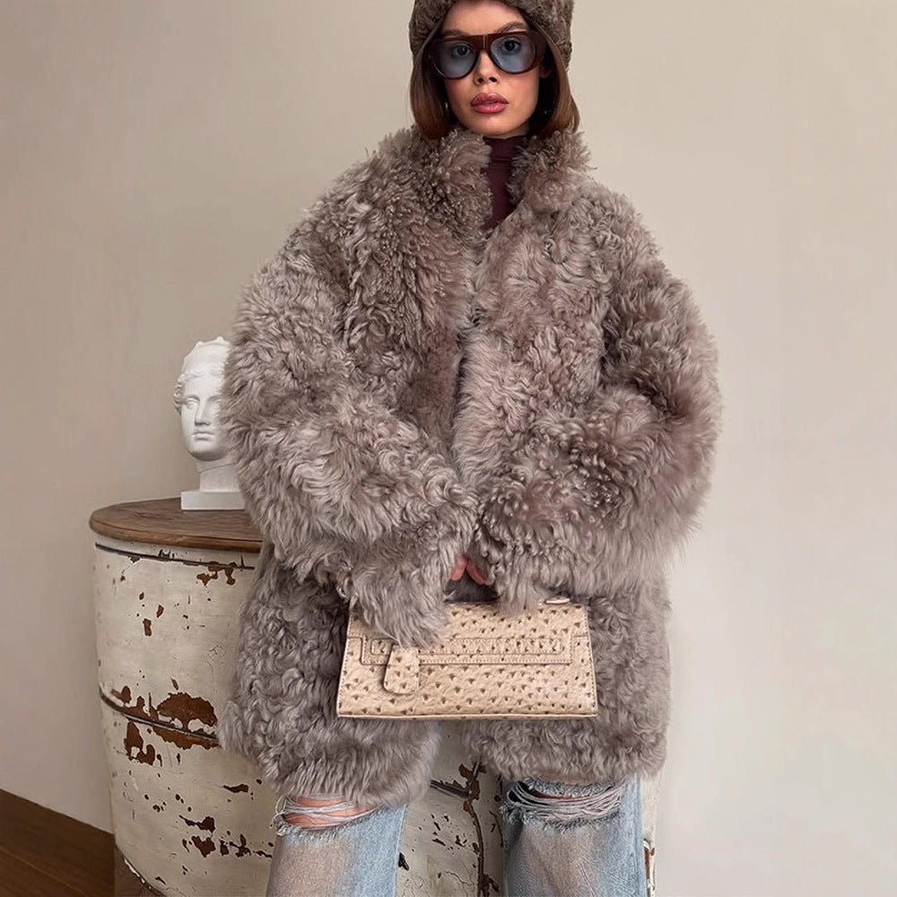 Damen Oversize Kunstfell‑Mantel mit lockiger Teddy‑Optik und weiter Boxy‑Silhouette Echoarchiv