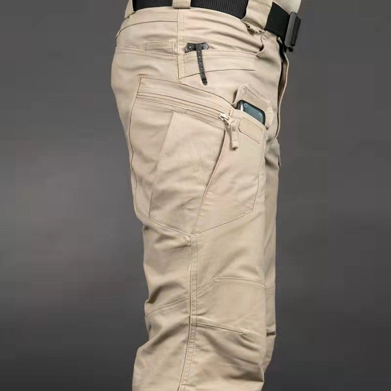 Herren Cargo-Hose mit verstellbarem Bund und tiefen Seitentaschen Echoarchiv