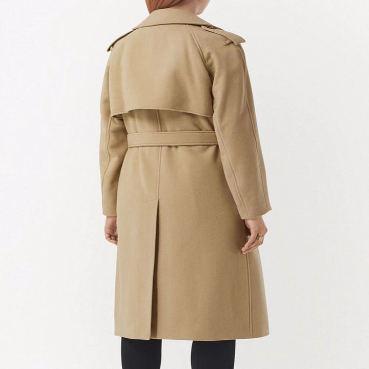 Damen Midilanger Wollmix-Longcoat mit doppelter Schulterpasse, Pattentaschen und dezenter Taillierung Echoarchiv