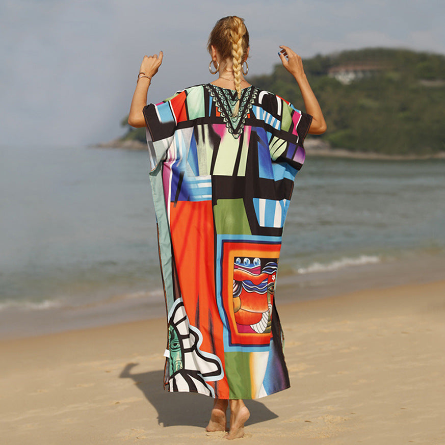 Damen Strandkaftan mit buntem grafischem Design und eleganten Akzenten Echo Archiv