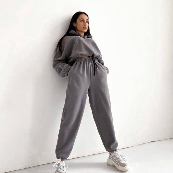 Damen Relax-Fleece-Set mit Stehkragen-Halbzip und geraffter High-Waist-Hose – Avérine