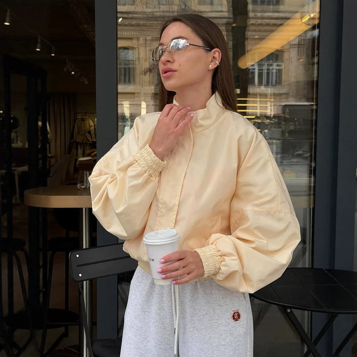 Damen Oversize Cropped Bomberjacke mit Stehkragen und Reißverschluss Echoarchiv
