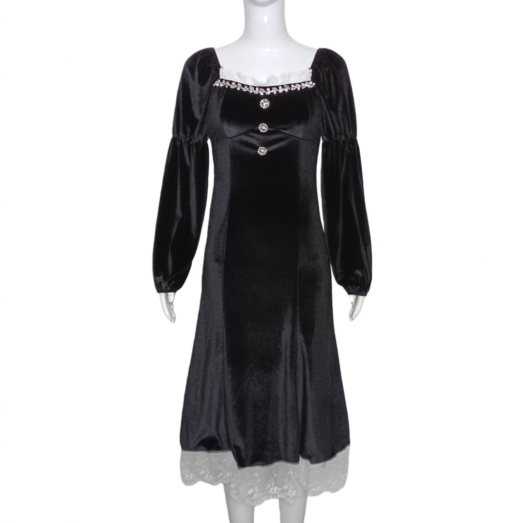 Damen Samt‑Midikleid mit quadratischem Ausschnitt, Puffärmeln und Spitzenuntertritt Echoarchiv