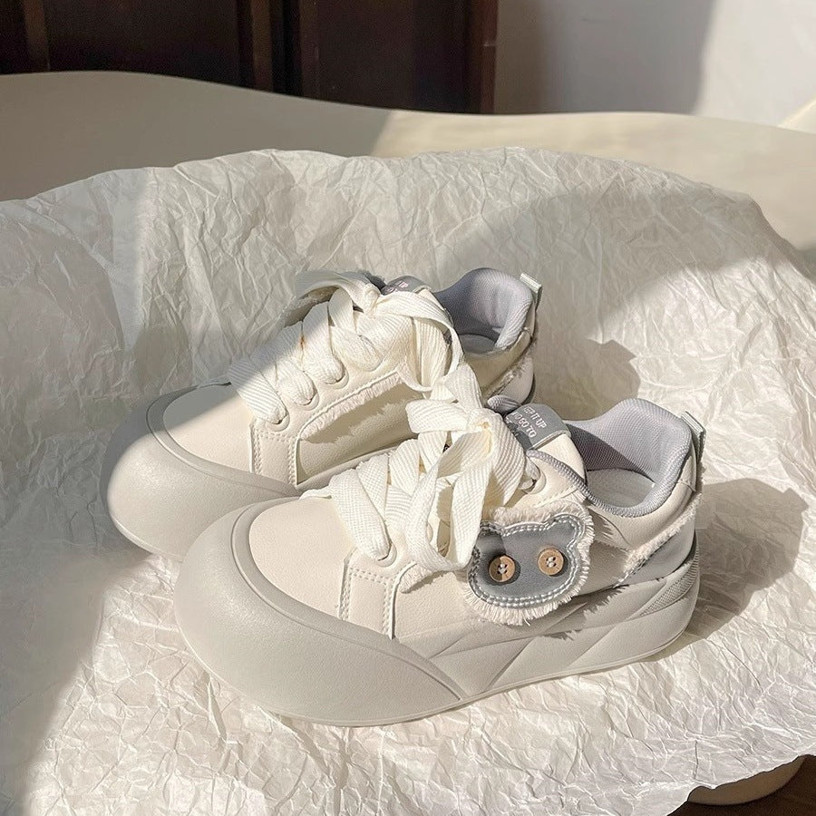 Damen Trendige Sneakers mit einzigartigem Blumen-Detail Echo Archiv