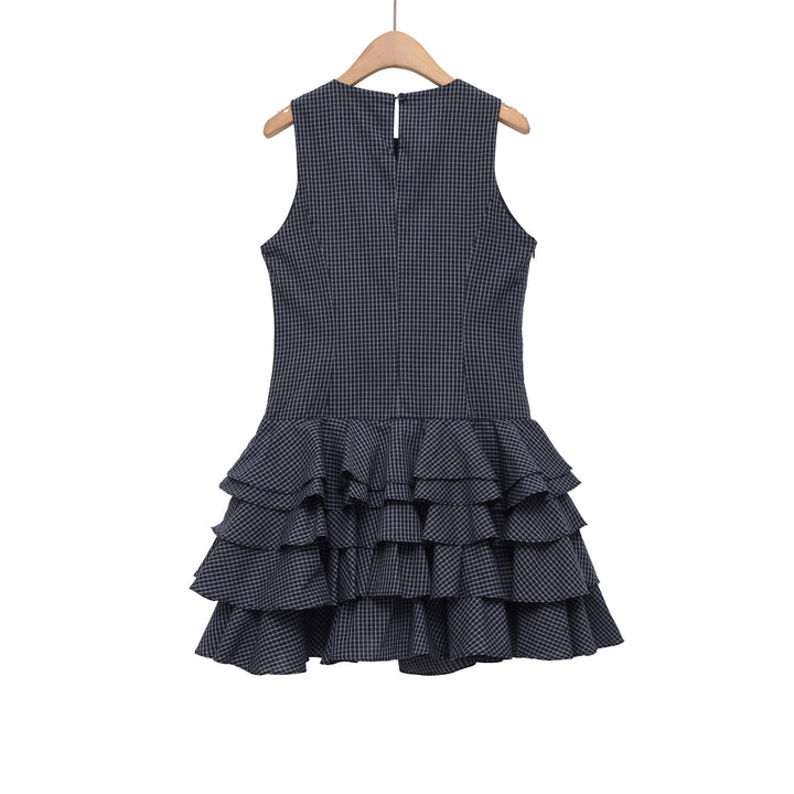Damen Raffiniertes Sommerkleid mit voluminösem Rüschensaum und elegantem Muster Echo Archiv