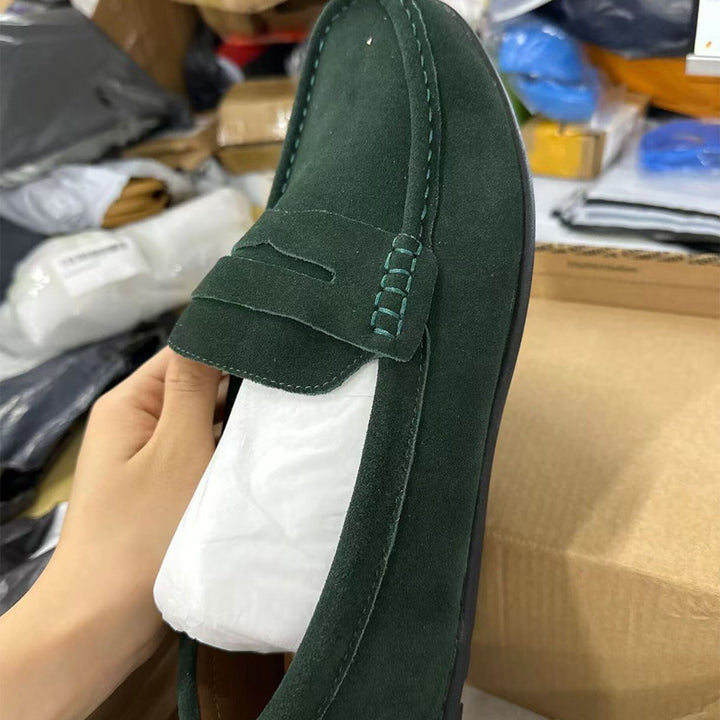 Herren nan eleganter Wildleder-Loafer mit handgenähter Moccasinnaht und rutschfester Gummiprofilsohle Echo Archiv