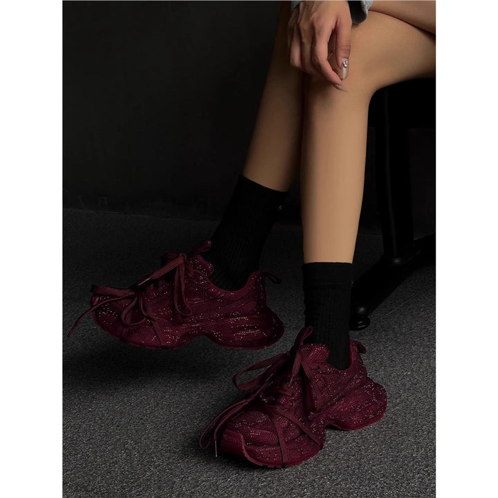 Damen Chunky Plateau-Sneaker mit gewellter Profilsohle und glitzernder Mesh-Optik Echo Archiv
