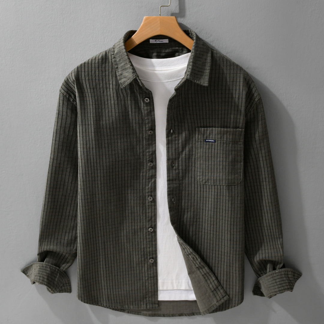 Herren Feinstruktur-Hemdjacke im Cord‑Look mit aufgesetzter Brusttasche Echoarchiv