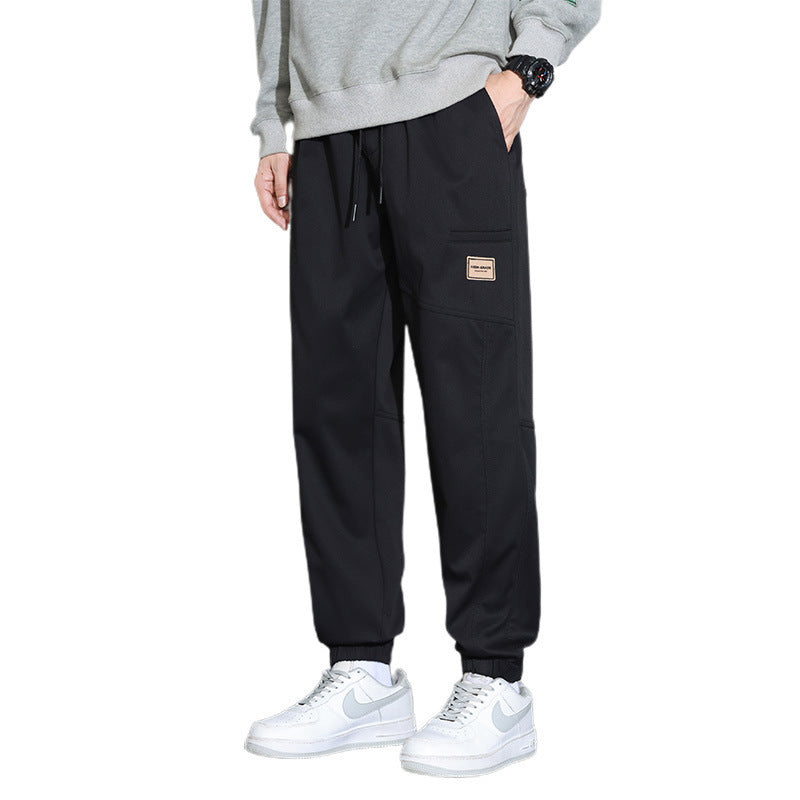 Herren Bequeme Trainingshose mit praktischen Taschen Echo Archiv