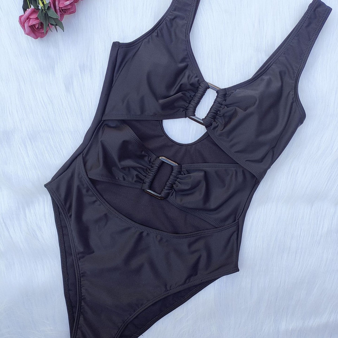 Damen Einteiler-Badeanzug mit modischen Cut-Outs und elegantem Design Echo Archiv