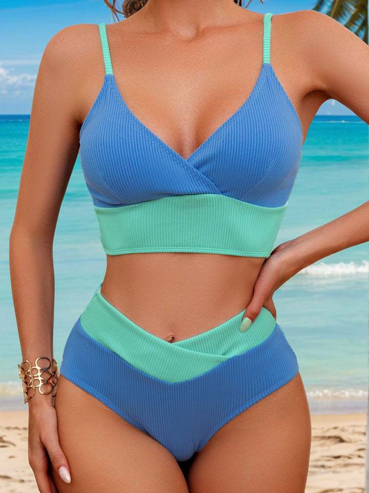 Damen Sportliches Bikini-Set mit hohem Bund und elegantem Wickeldesign Echo Archiv